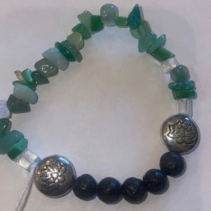 Quartzite,Crystals and Lava Stone